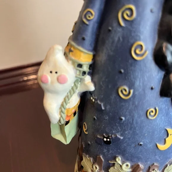 Hand-Painted Halloween Witch Figurine with Pumpkins and Ghost-Jim Shore Style - Picture 5 of 7